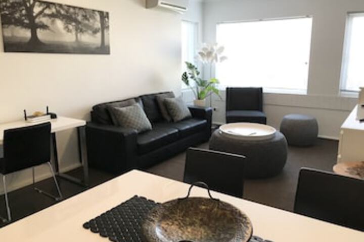Broadview SA Accommodation Melbourne