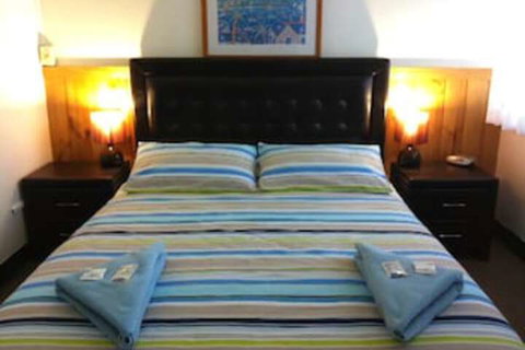 Aquarius Motel Belmont - Accommodation Melbourne 0