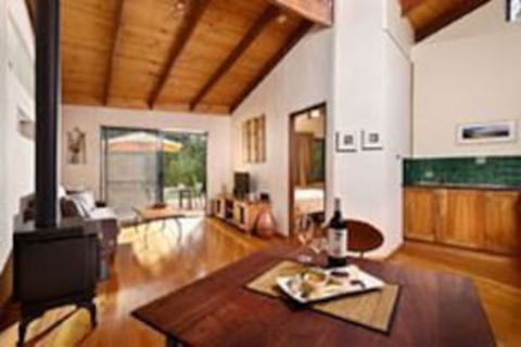 Aiyana Retreat - Accommodation Melbourne 6