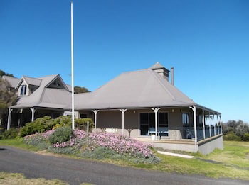 Swan Lake Guest House - Accommodation Melbourne 1