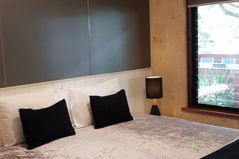 Losari Retreat - Accommodation Melbourne 7