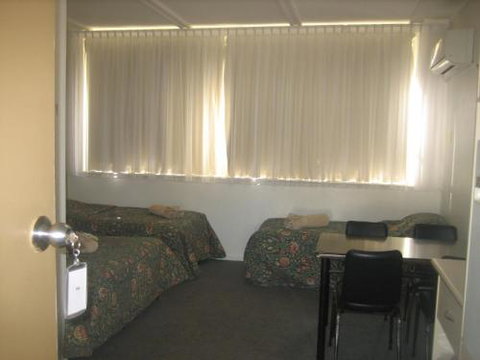 Golden Hills Motel - Accommodation Melbourne 5