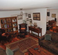 The Pommy Tree - Accommodation Melbourne