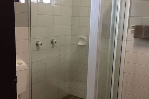 Eden Golf View Motel - Accommodation Melbourne 4