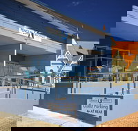 Penguin Beachfront Apartments - Accommodation Melbourne