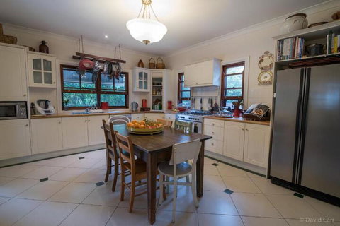 Grove Manor - Accommodation Melbourne 3