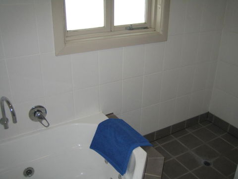 Showgrounds Cottage Naracoorte - Accommodation Melbourne 4