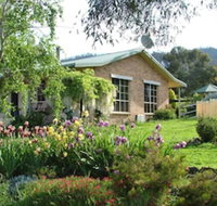 Halls on Falls Homestead - Accommodation Melbourne