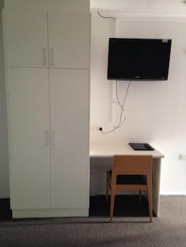 Q Express - Accommodation Melbourne 3