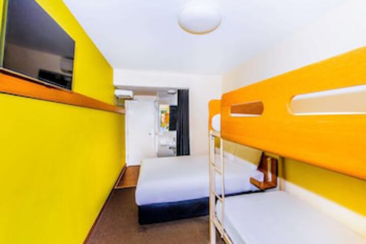 South Western Sydney NSW Accommodation Melbourne