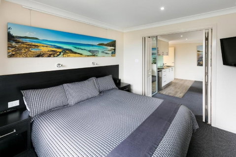 Dolphin Shores - Accommodation Melbourne 2