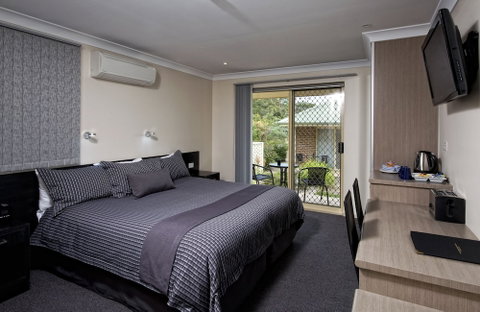 Dolphin Shores - Accommodation Melbourne 6