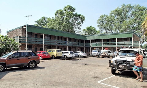 Palm Court Budget Motel Hostel/Backpackers - Accommodation Melbourne 5