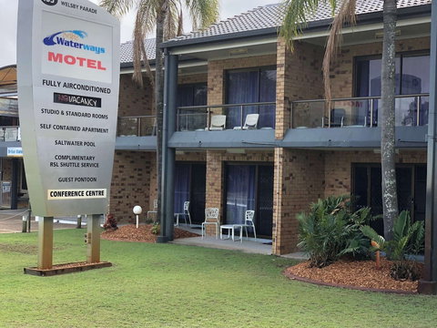 Bribie Waterways Motel - Accommodation Melbourne 0