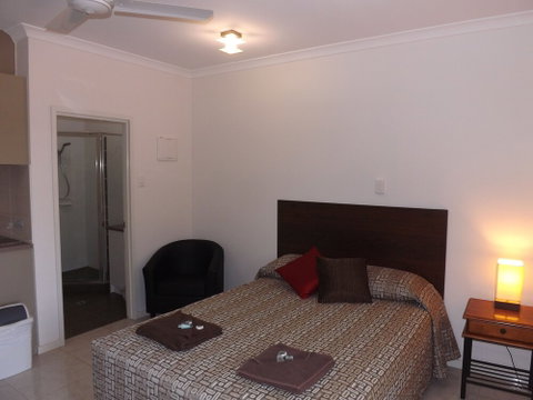 Derby Lodge - Accommodation Melbourne 5