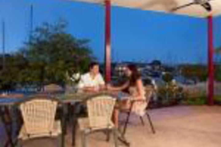 Arnhem NT Accommodation Melbourne