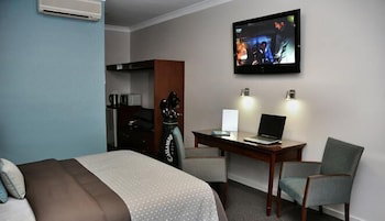 Pastoral Hotel Motel - Accommodation Melbourne 2