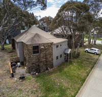 Currawong Lodge