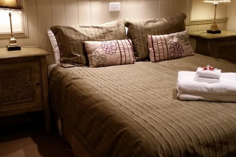 Autumn Abode Cottages Two - Accommodation Melbourne 7