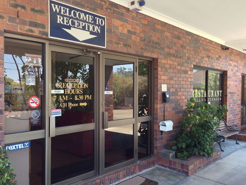 Oxley Motor Inn - Accommodation Melbourne 1