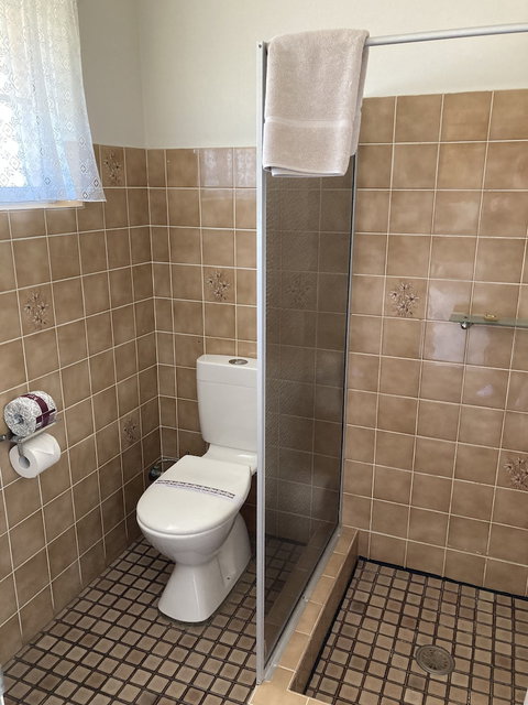 Golden Grain Motor Inn - Accommodation Melbourne 5