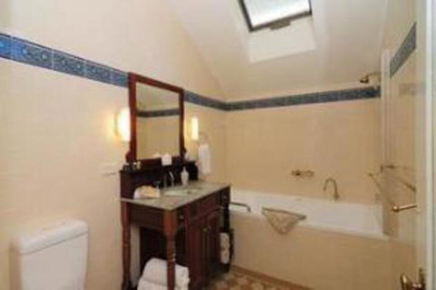 Sandholme Guesthouse - Accommodation Melbourne 0