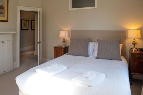 Old Bishops Quarters Hobart - Accommodation Melbourne 3