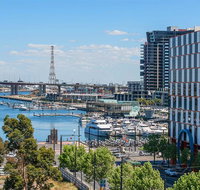 Peppers Docklands - Accommodation Melbourne