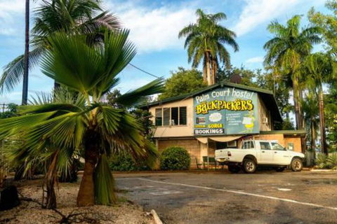 Palm Court Backpackers - Accommodation Melbourne 6