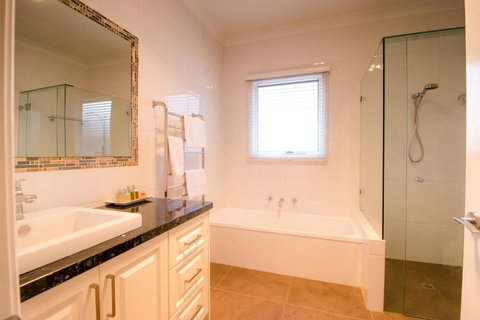 Lithgow Falls Marysville - Accommodation Melbourne 3