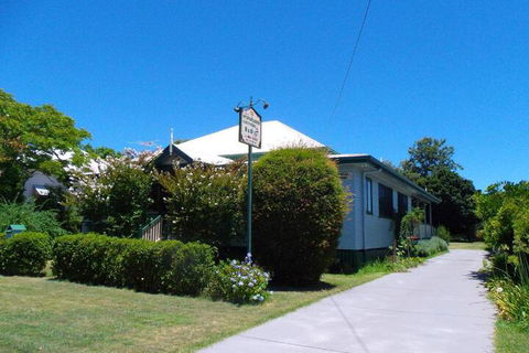 Pitstop Lodge Guesthouse B & B - Accommodation Melbourne 3