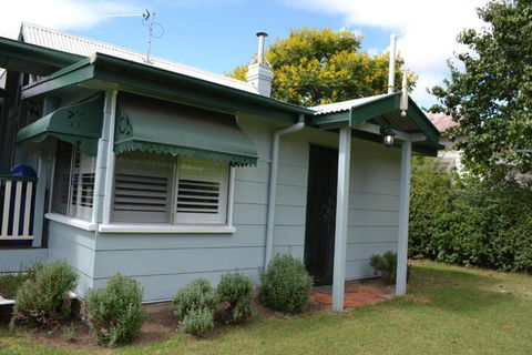 Pitstop Lodge Guesthouse B & B - Accommodation Melbourne 4