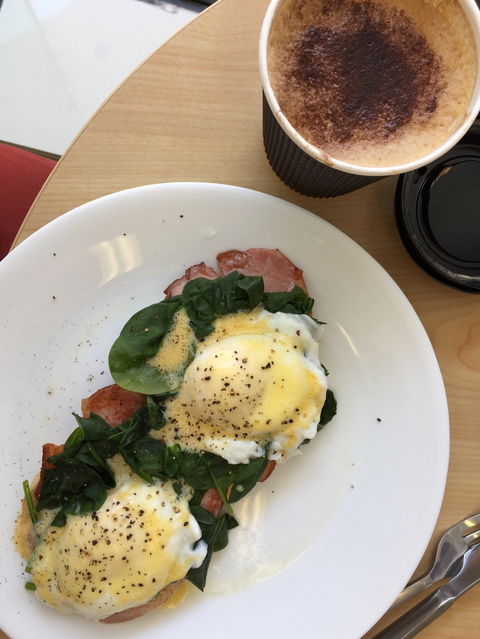 Pallet Cafe - Accommodation Melbourne 4