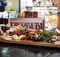 Uneke Lounge - Accommodation Melbourne