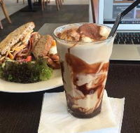 Aroma Deli Cafe