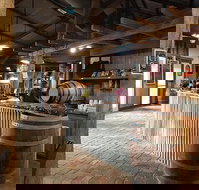 Barneys Bar Bistro - Accommodation Melbourne