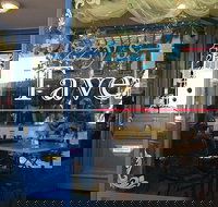 Izzys Tavern - Accommodation Melbourne