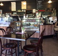 R  T's Bake and Brew - Accommodation Melbourne