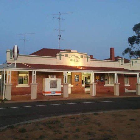 Watchem Hotel - Accommodation Melbourne 0