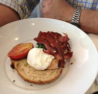 Cafe Longshot - Accommodation Melbourne