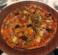 Sam's Pizza - Accommodation Melbourne