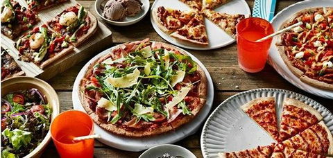 Crust Gourmet Pizza Bar Panania - Accommodation Melbourne 0