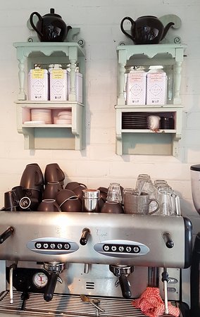 B.Ash Cafe - Accommodation Melbourne 0