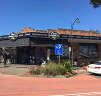 Con's Continental Deli - Accommodation Melbourne