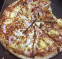 Crust Gourmet Pizza Bar Woolongong - Accommodation Melbourne
