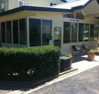 Poplar Caravan Park  Harry's Snack Shack - Accommodation Melbourne