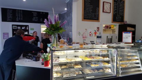 Tumut's Pie In The Sky Bakery - Accommodation Melbourne 0