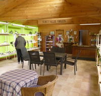 Tumut Valley Violets - Accommodation Melbourne
