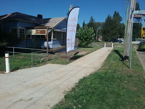 Hunky Chunky Pie's And Bakehouse - Accommodation Melbourne 0