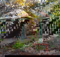 The Village Grill - Accommodation Melbourne